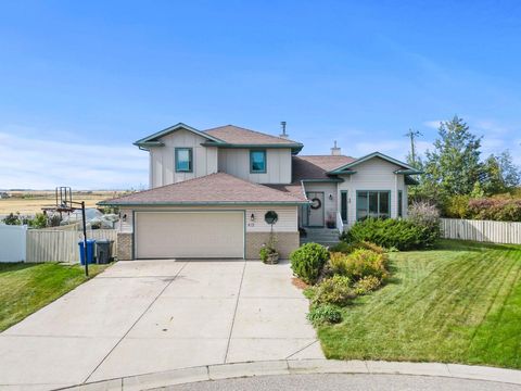 412 Harrison Court Crossfield AB T0M 0S0