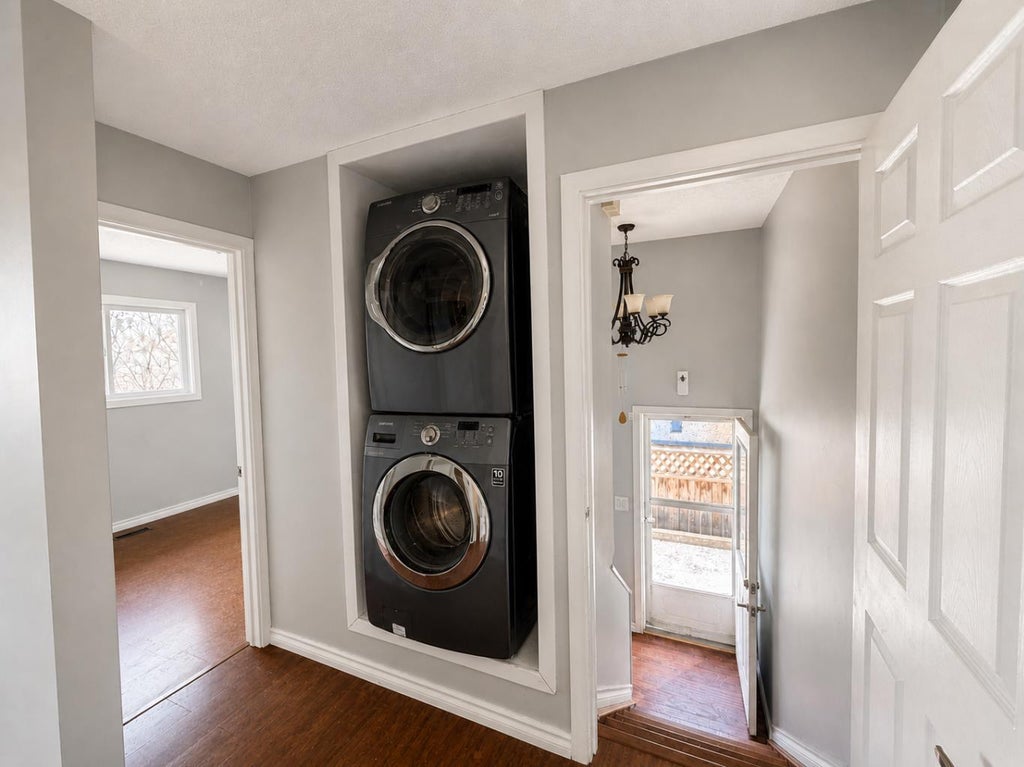 Photo of 422 40 Street NE, Calgary, AB T2A 0M5 (MLS # A2309318)