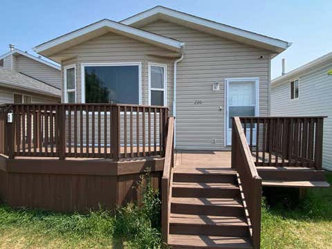 Photo of 220 16 Street E, Brooks, AB T1R 1K3 (MLS # A2327908)