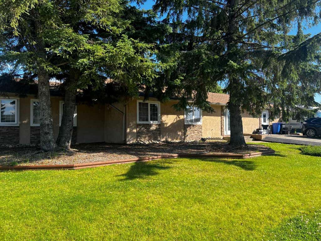 Photo of 507 Hammond Dr S, Fox Creek, AB T0H 1P0 (MLS # A2336180)