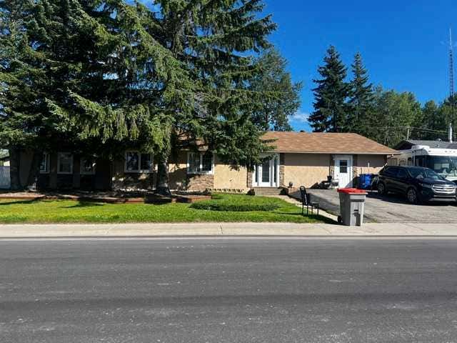 Photo of 507 Hammond Dr S, Fox Creek, AB T0H 1P0 (MLS # A2336180)