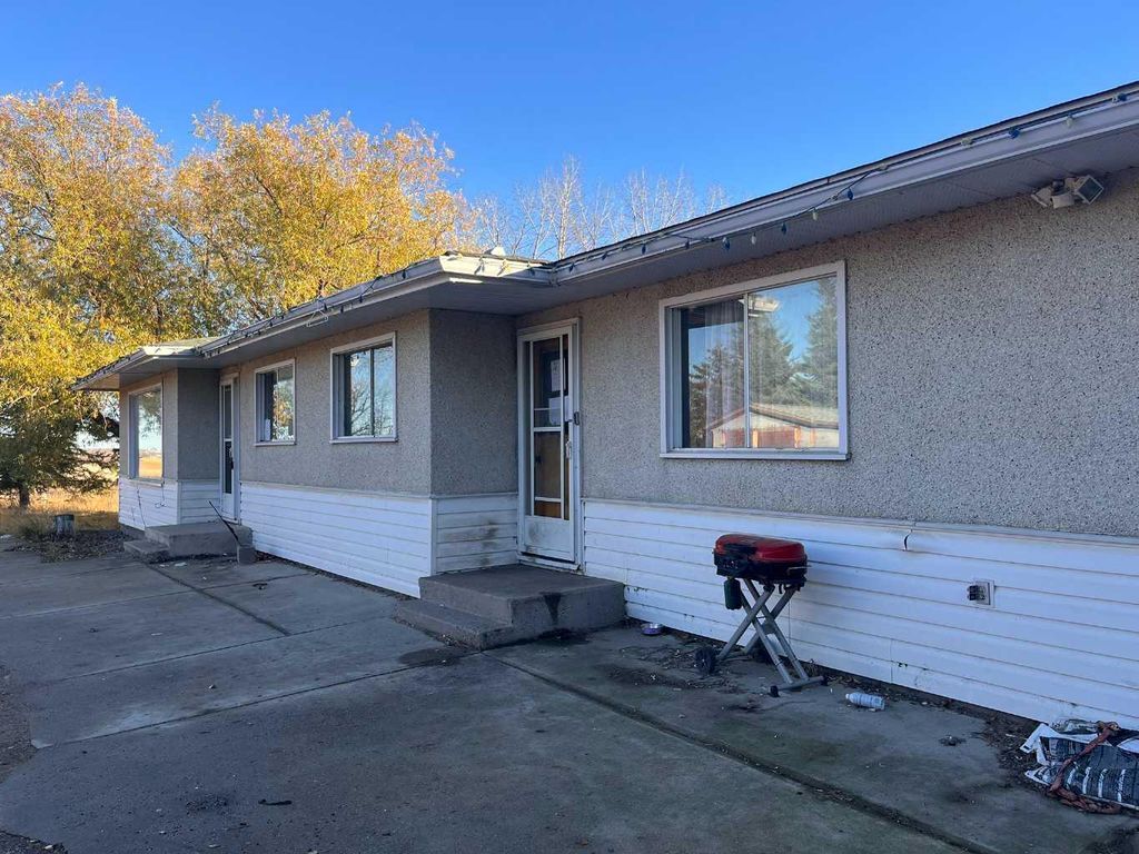 Photo of 58032 Range Road 101, Rural St. Paul No. 19, County of, AB T0A 3A0 (MLS # A2291448)
