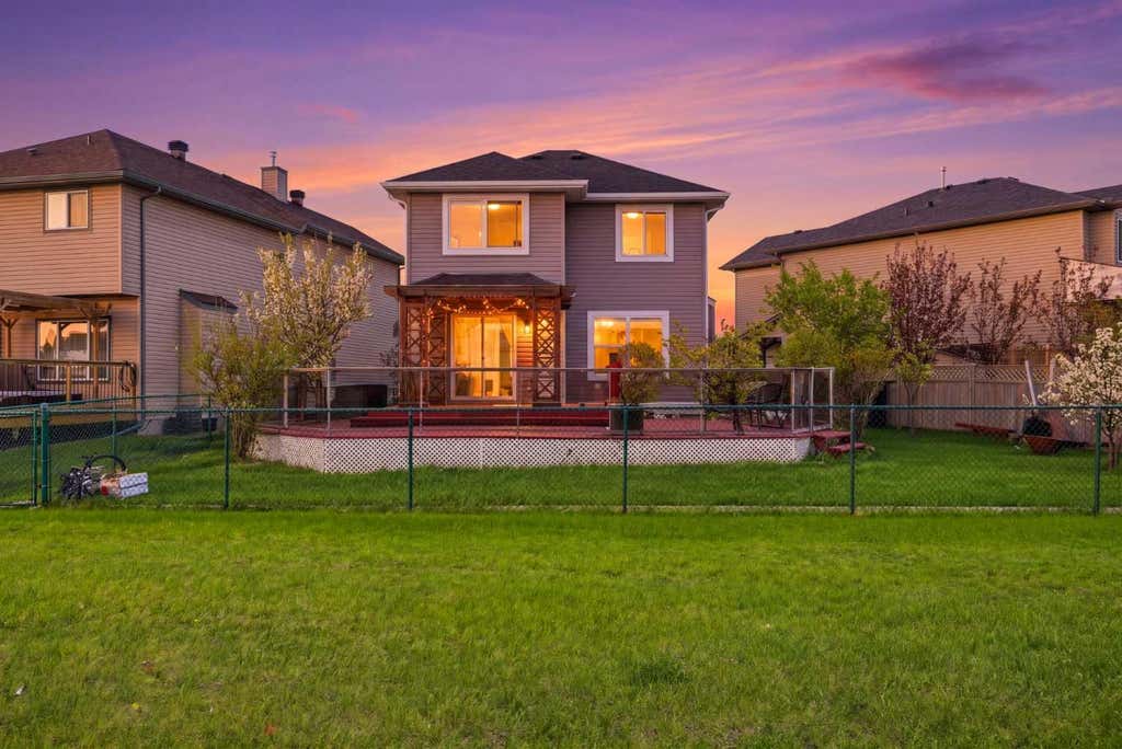 Photo of 86 Saddlecrest Close NE, Calgary, AB T3J 5B6 (MLS # A2337362)