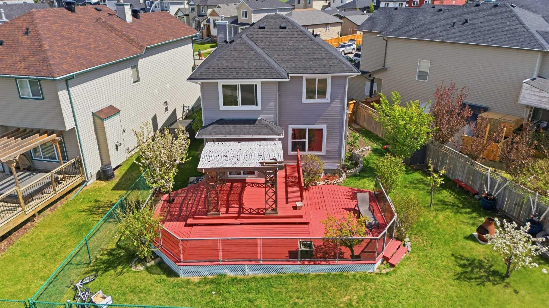 86 Saddlecrest Close NE