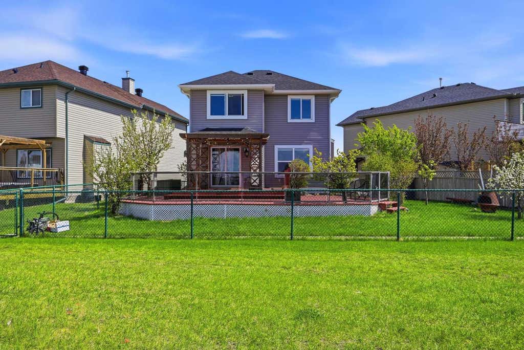 Photo of 86 Saddlecrest Close NE, Calgary, AB T3J 5B6 (MLS # A2337362)