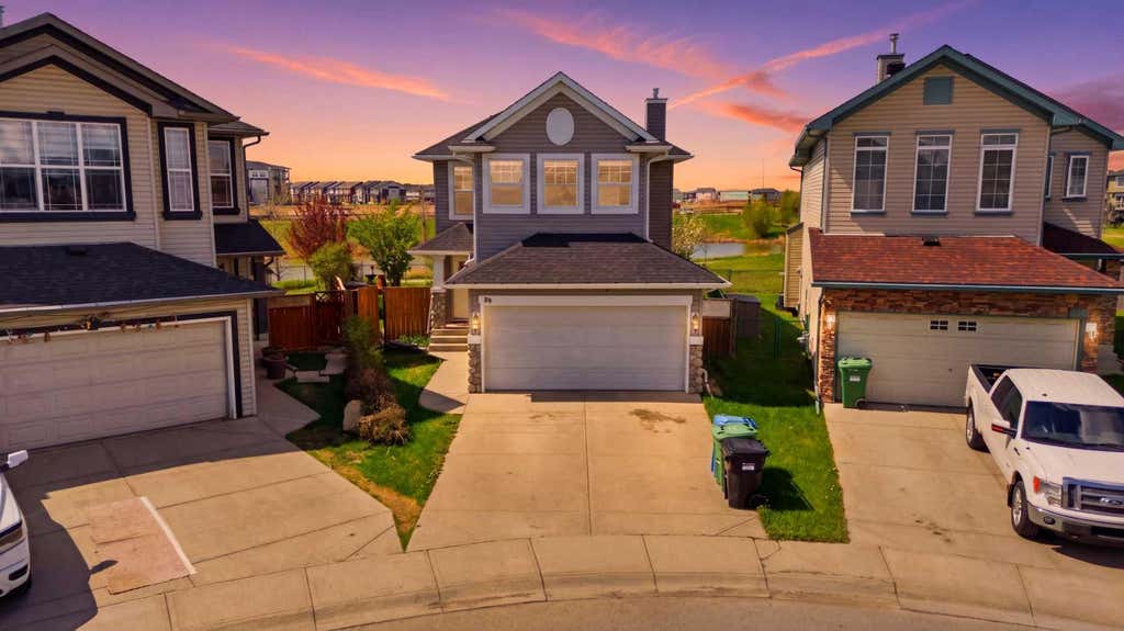 Photo of 86 Saddlecrest Close NE, Calgary, AB T3J 5B6 (MLS # A2337362)