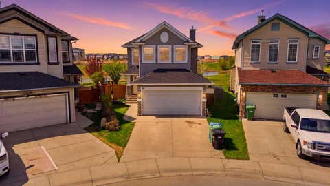 Photo of 86 Saddlecrest Close NE, Calgary, AB T3J 5B6 (MLS # A2337362)