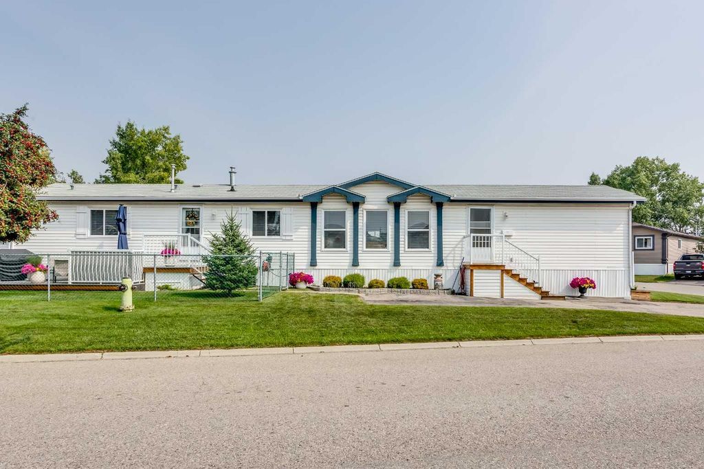 Photo of 99 Arbour Lake Road NW #287, Calgary, AB T3G 4E4 (MLS # A2301889)