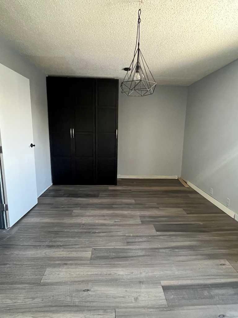 220 Erin Mount Crescent SE 5