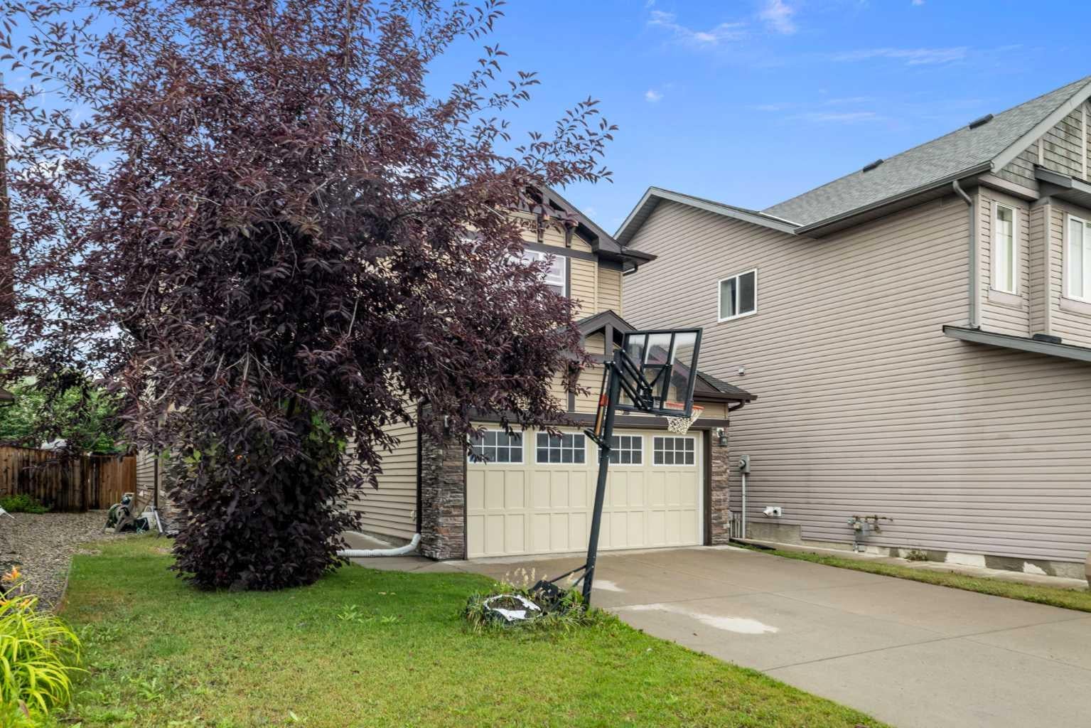 19 Silverado Skies Bay SW