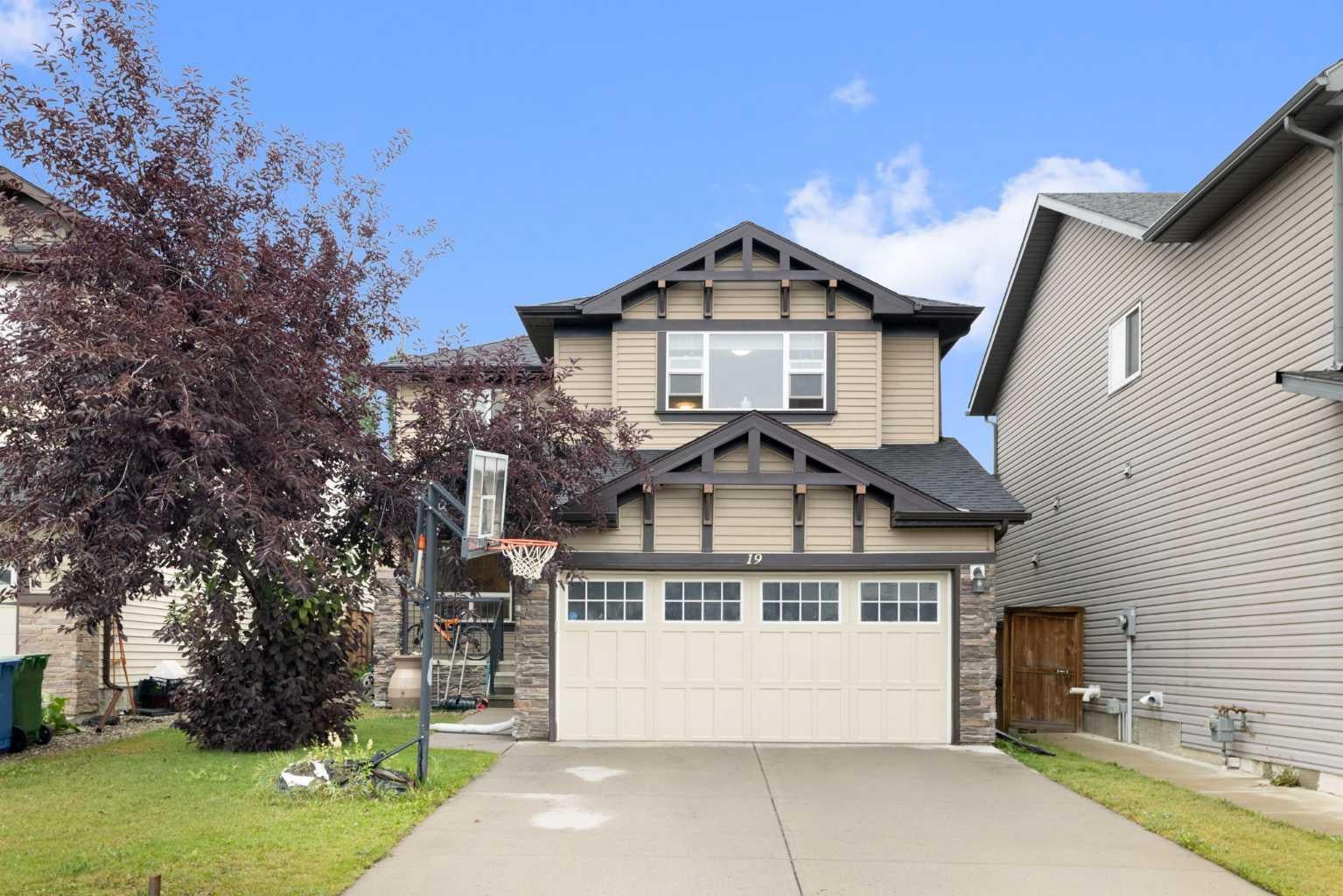 19 Silverado Skies Bay SW