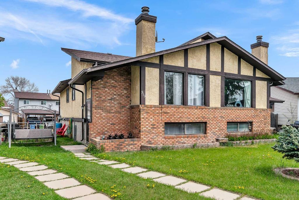Photo of 319 Templemont Place NE, Calgary, AB T1Y 5A7 (MLS # A2314195)