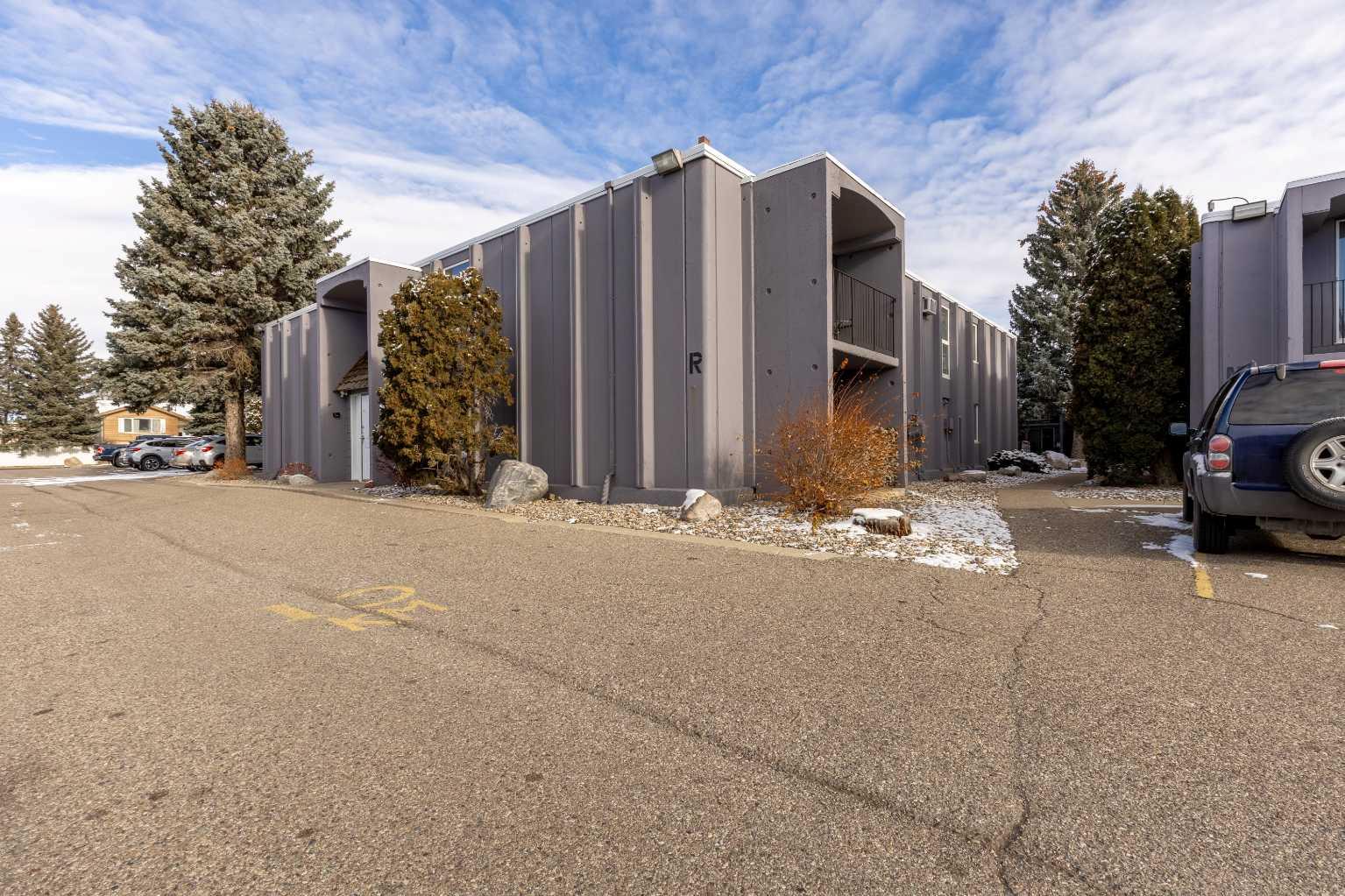 2004 13 Avenue N R101