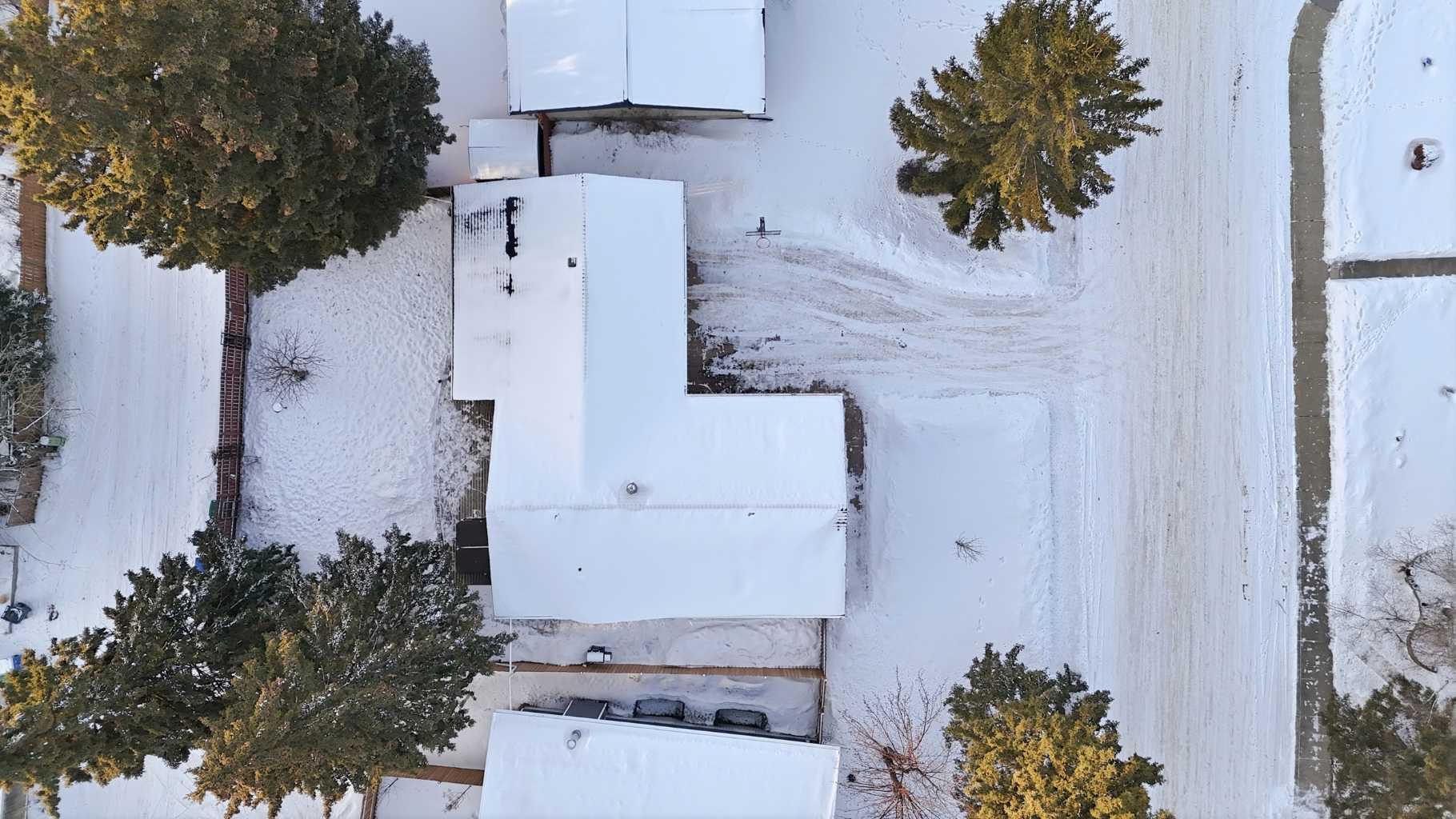 14 Sherwood Crescent