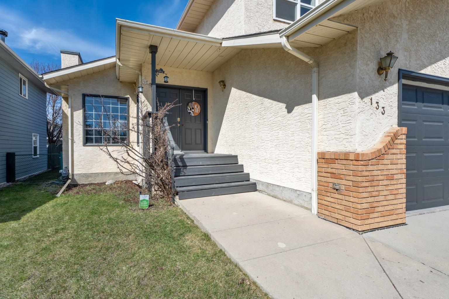 133 Carr Crescent