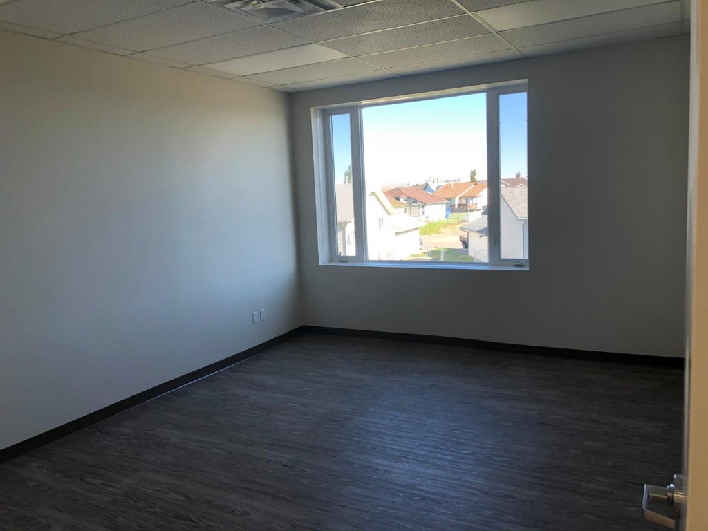 Photo of 11745 105 Street #206, Grande Prairie, AB T8V 2Z7 (MLS # A2102995)