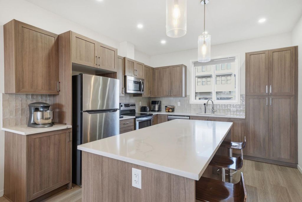 Photo of 785 Southpoint Gate SW, Airdrie, AB T4B 0Y7 (MLS # A2285182)