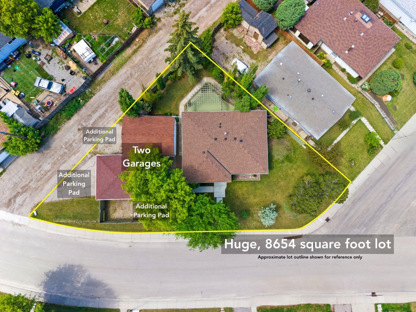 3243 Dover Crescent SE