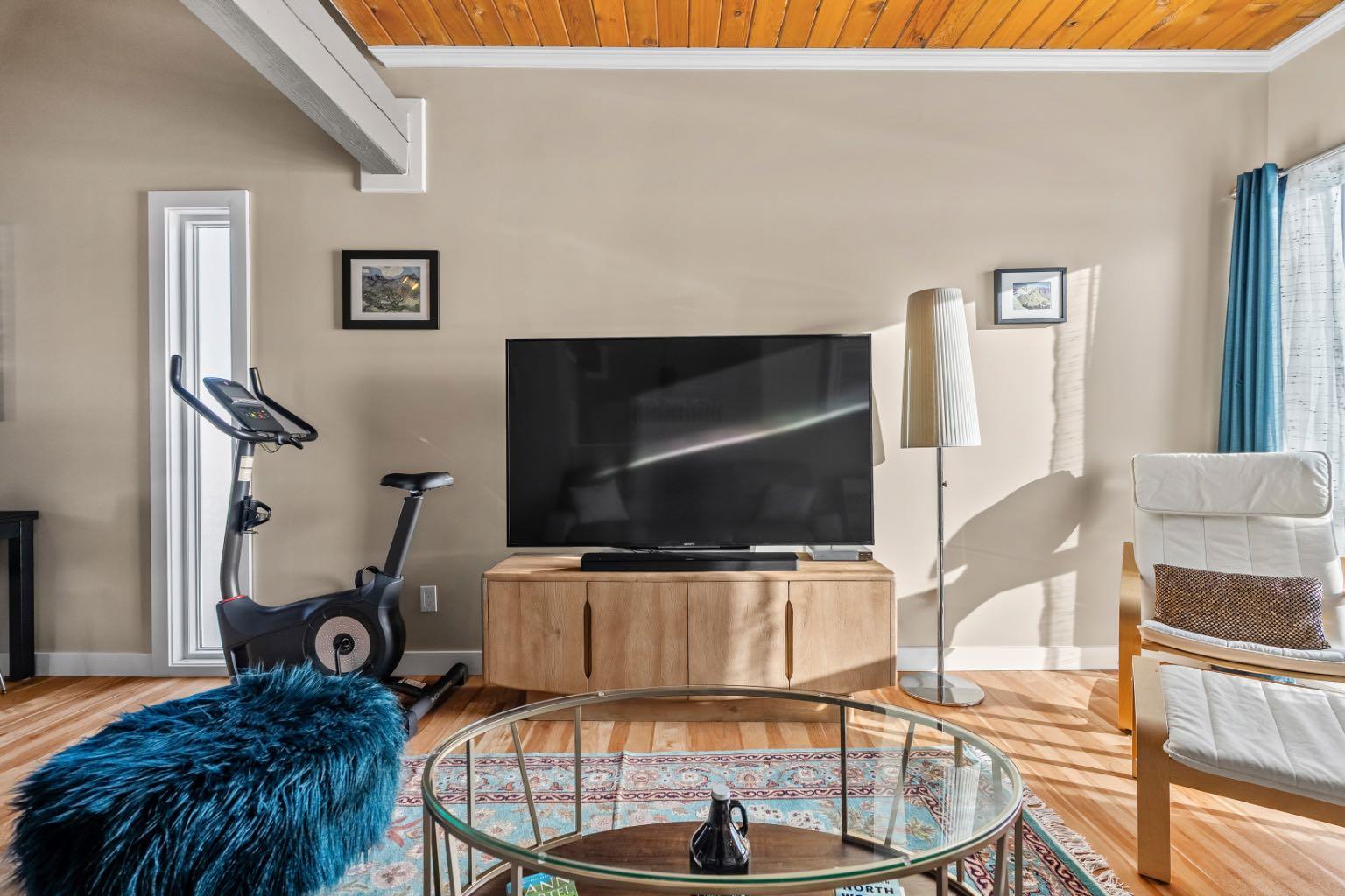 2628 Oakmoor Drive SW