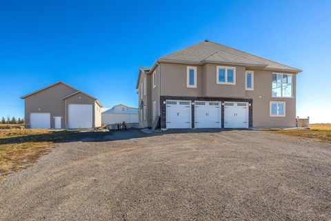 434072 Clear Mountain Drive E Rural Foothills County AB T1S 1A1