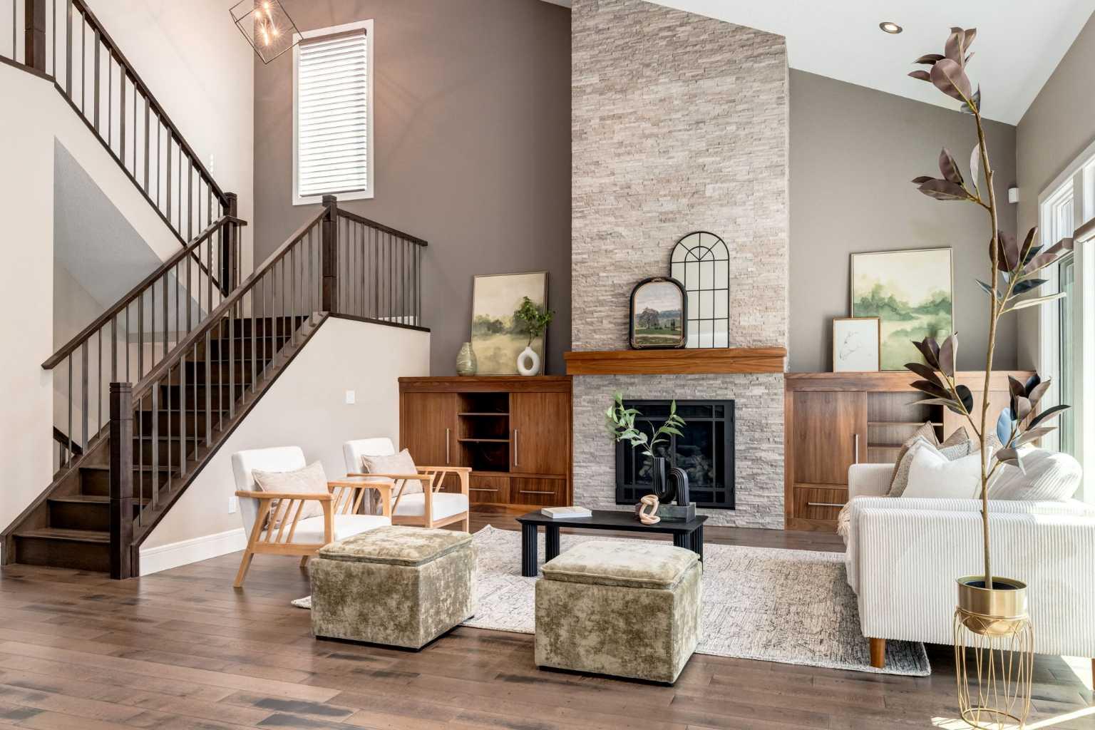 305 Spyglass Way