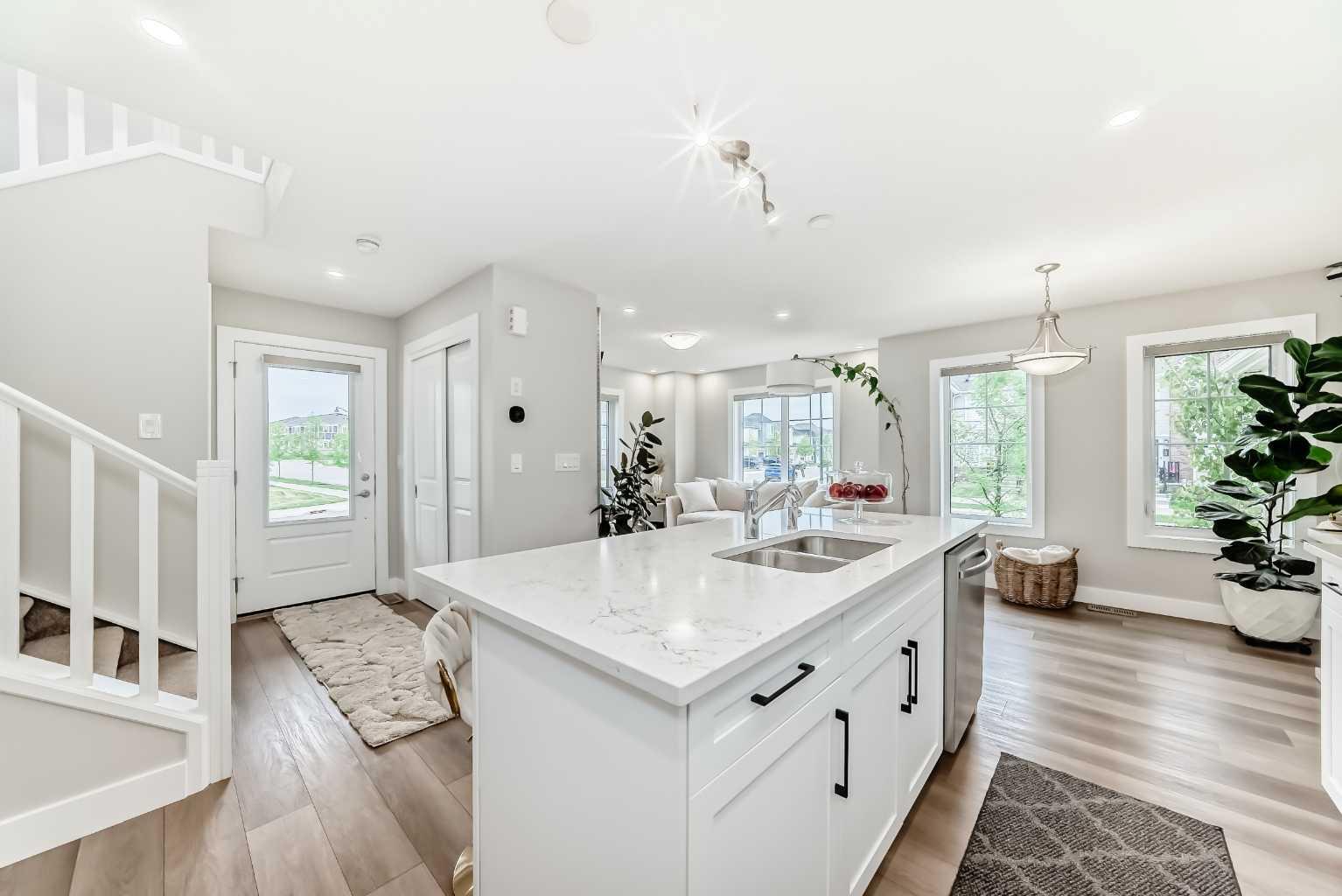 8 Yorkville Link SW