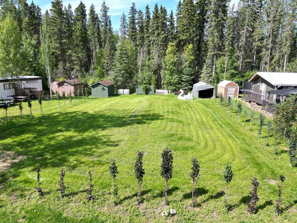 248 Lakeshore Drive North