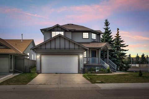 171 Willowbrook Drive NW Airdrie AB T4B 2W5