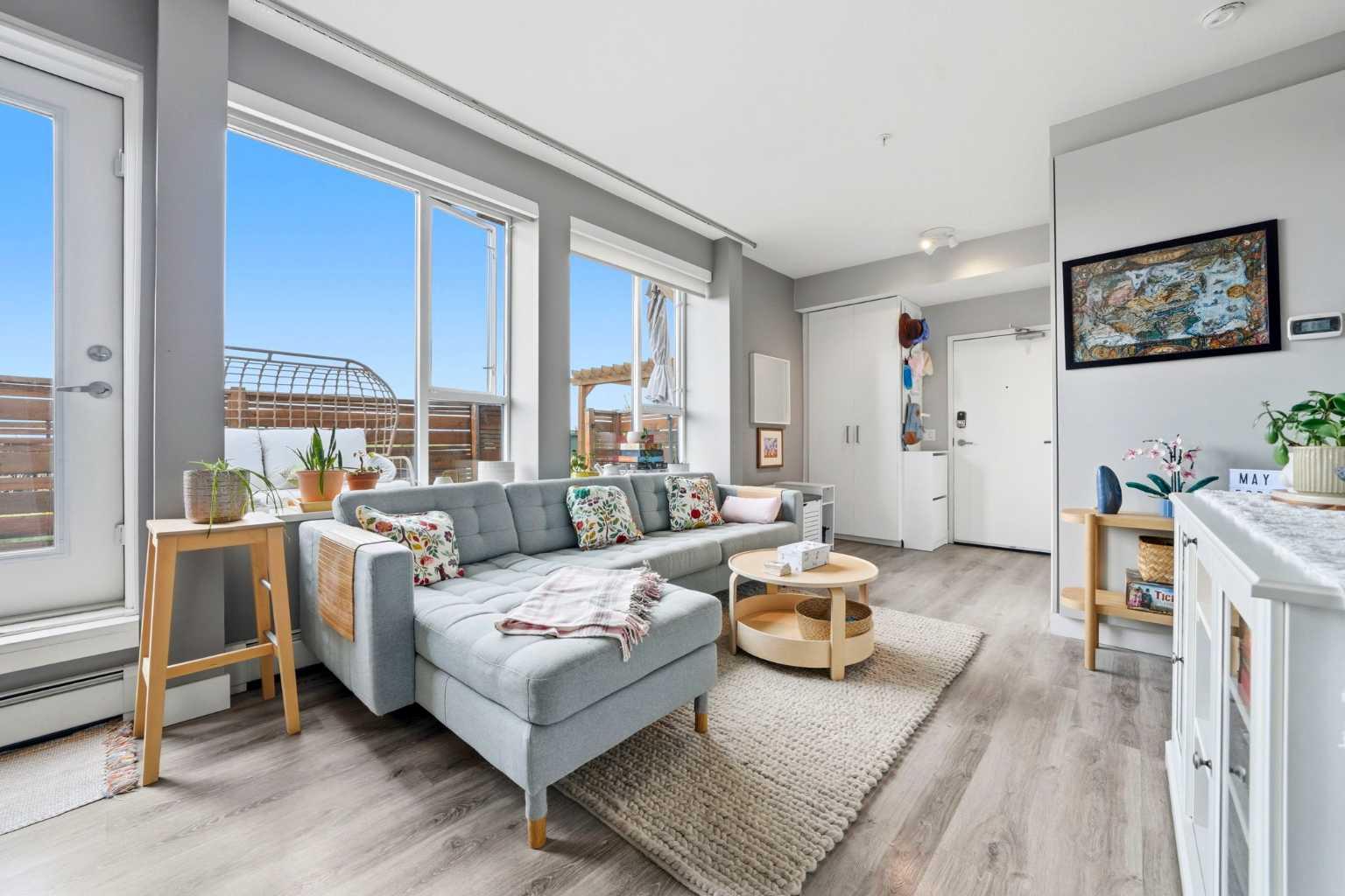 1521 26 Avenue SW 403
