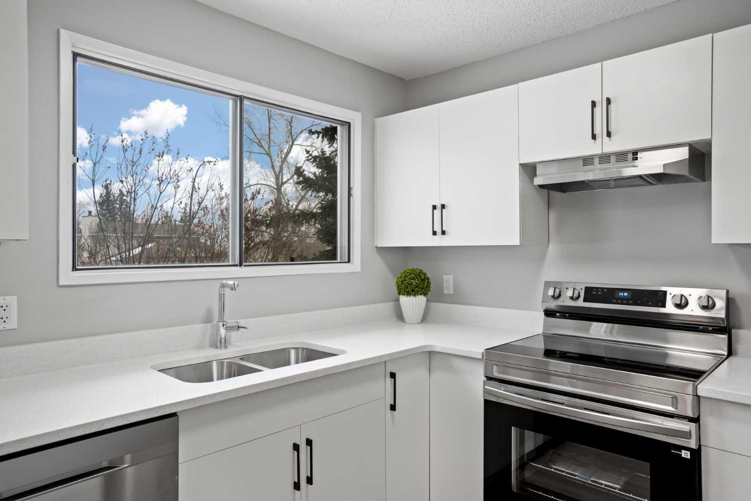 6915 Ranchview Drive NW 8