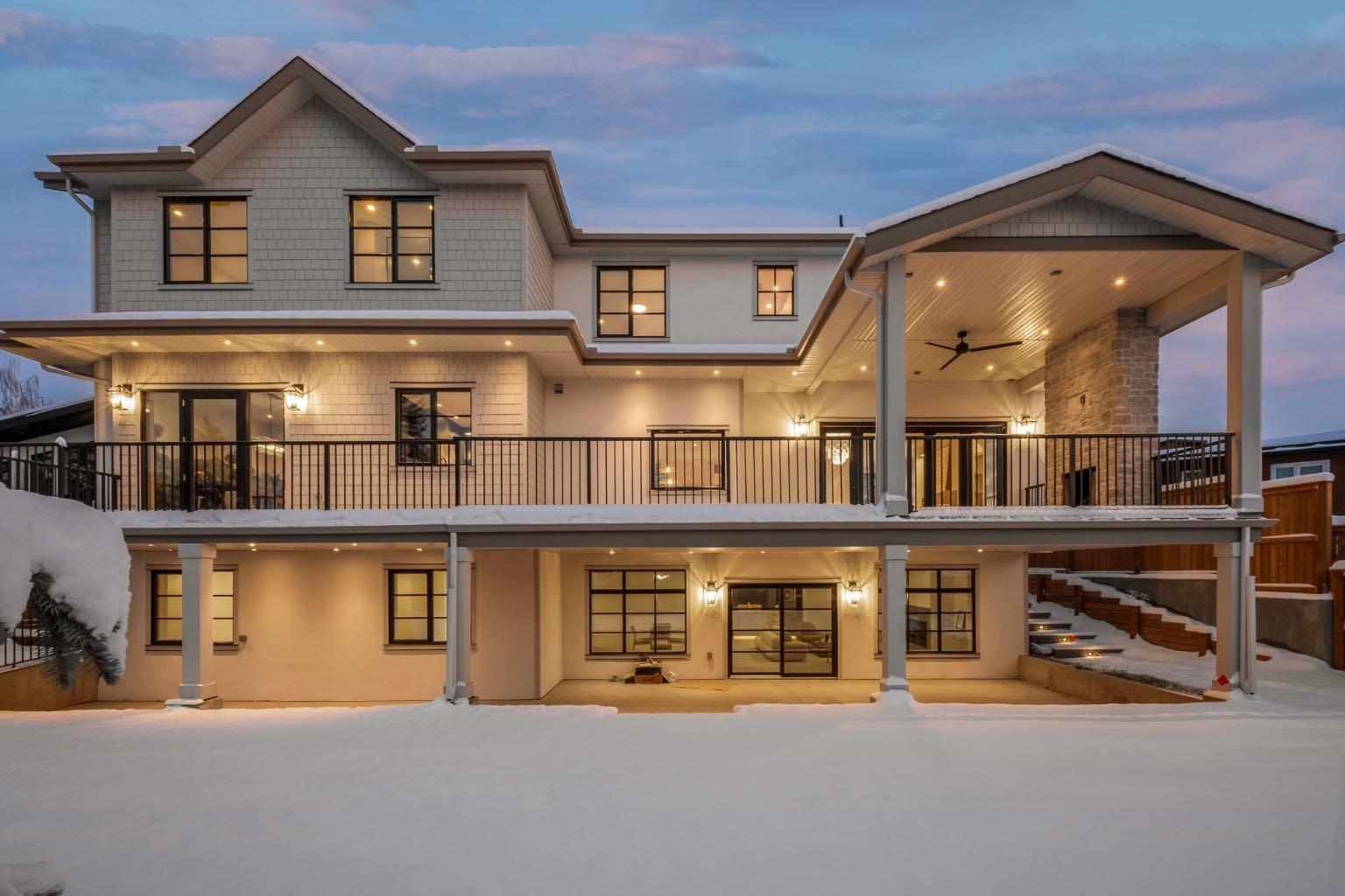 2945 Toronto Crescent NW