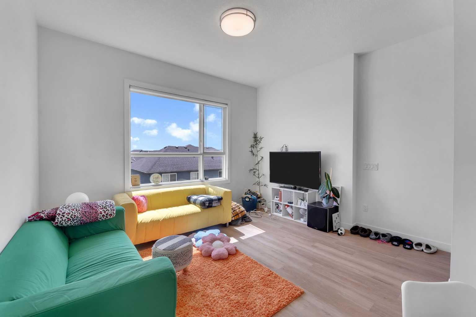 101 Panatella Square NW 406
