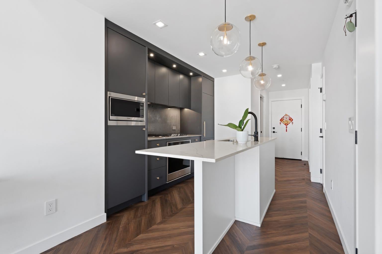 8505 Broadcast Avenue SW 707