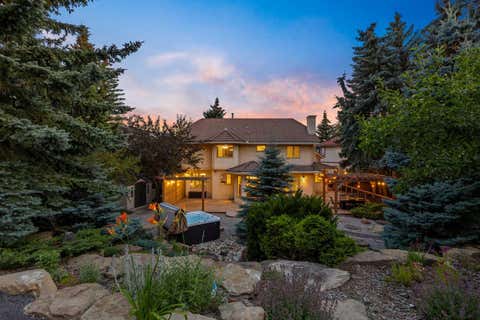 Photo of 138 Scimitar Bay NW, Calgary, AB T3L 1L5 (MLS # A2332852)