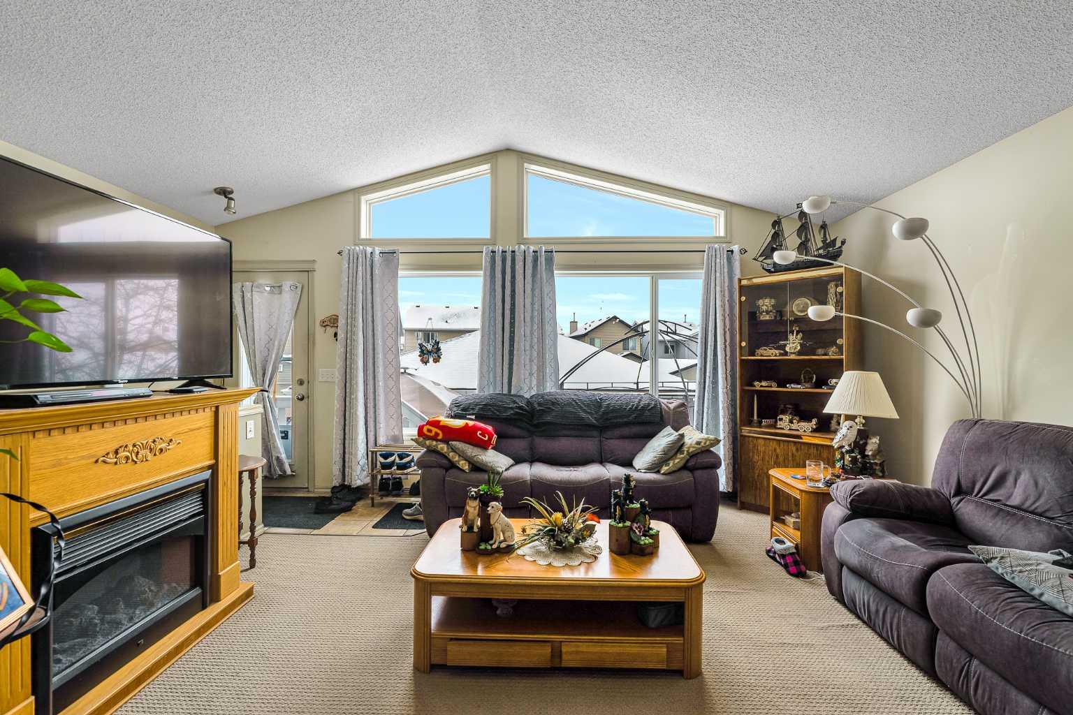 172 prestwick Heights SE