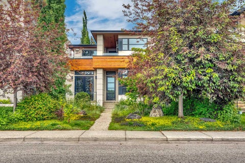 Photo of 2008 38 Avenue SW, Calgary, AB T2T 2K4 (MLS # A2328861)