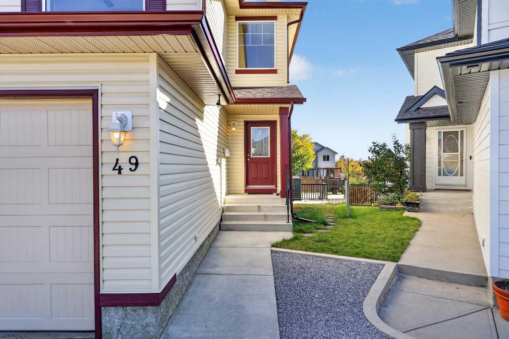 Photo of 49 Coville Bay NE, Calgary, AB T3K 5V8 (MLS # A2349474)