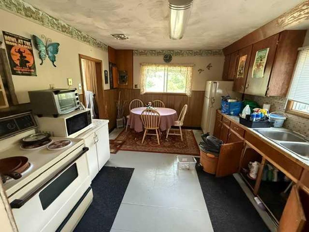 Photo of 155 7 Street, Drumheller, AB T0J 1B0 (MLS # A2324711)