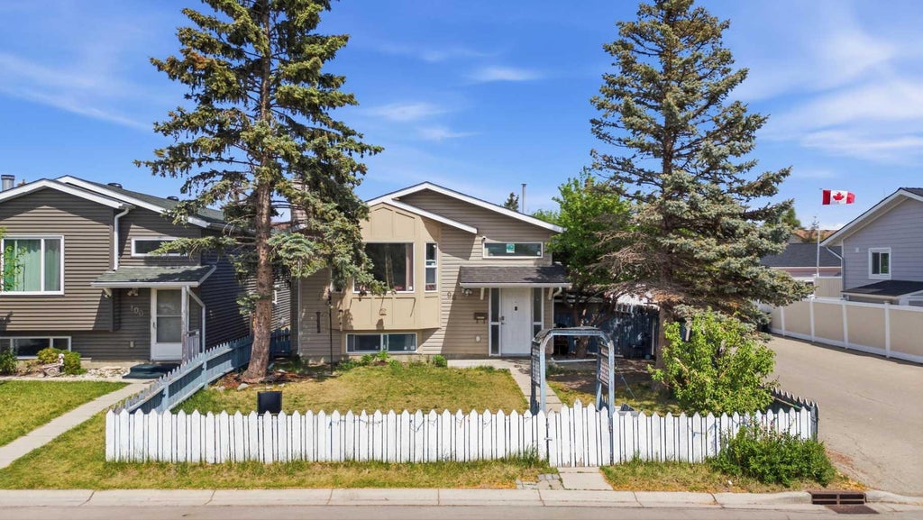 Photo of 96 Falshire Close NE, Calgary, AB T3J 3A7 (MLS # A2324049)