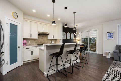 196 Belmont Terrace SW Calgary AB T2X 4H2