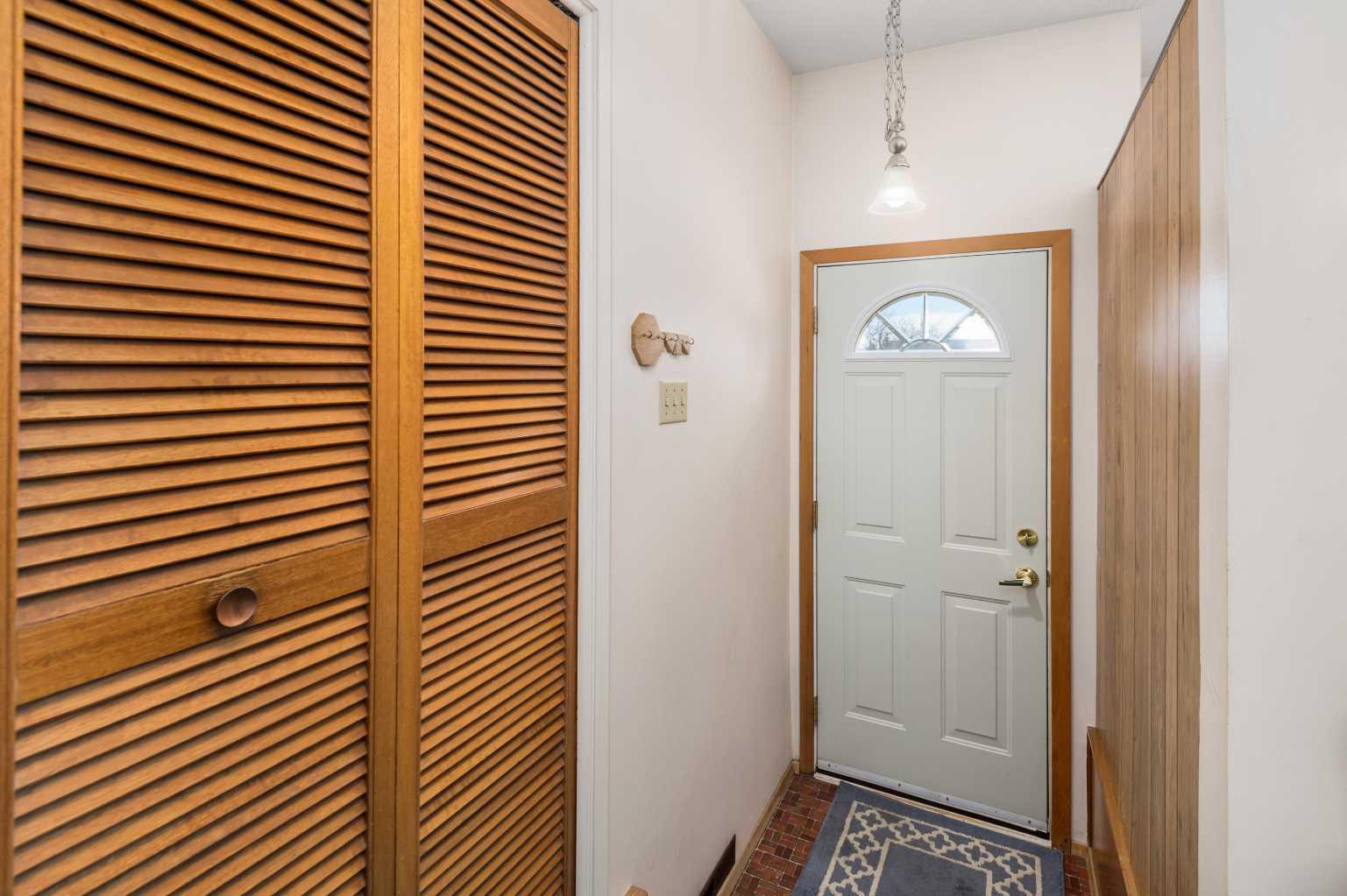 5039 Nemiskam Road NW