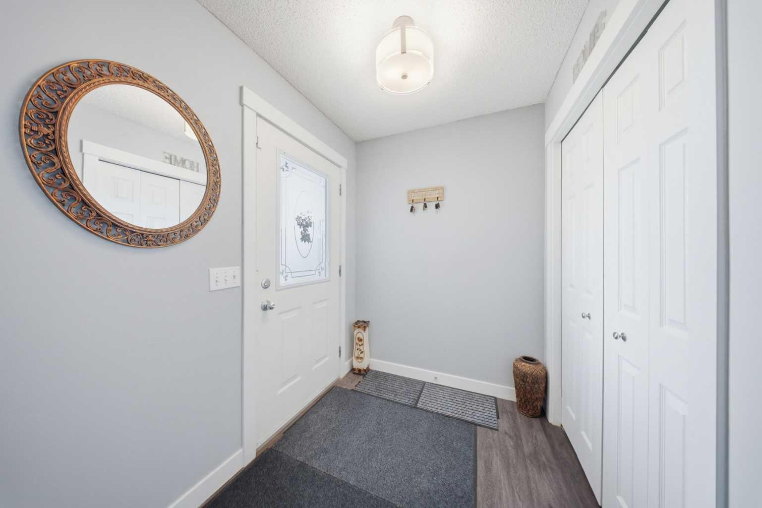 19 MARTHA'S MEADOW Close