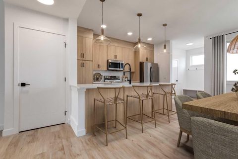 Photo of 223 Sora Boulevard SE, Calgary, AB T3S 0V4 (MLS # A2309141)