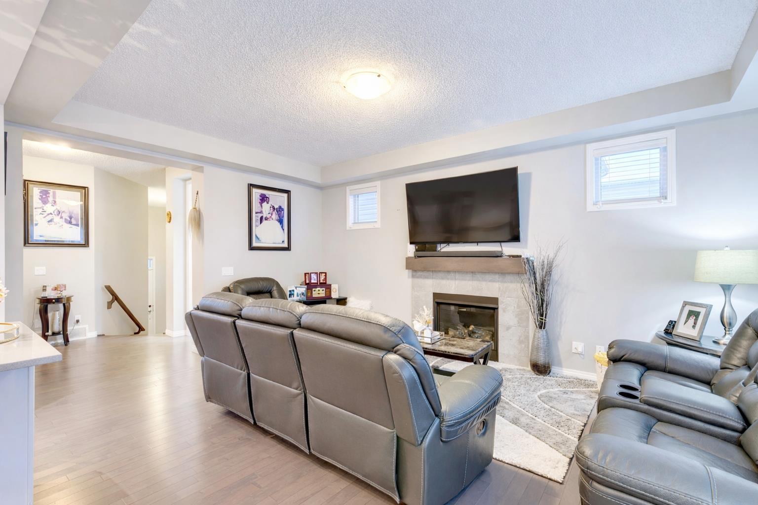 61 Cityscape View NE