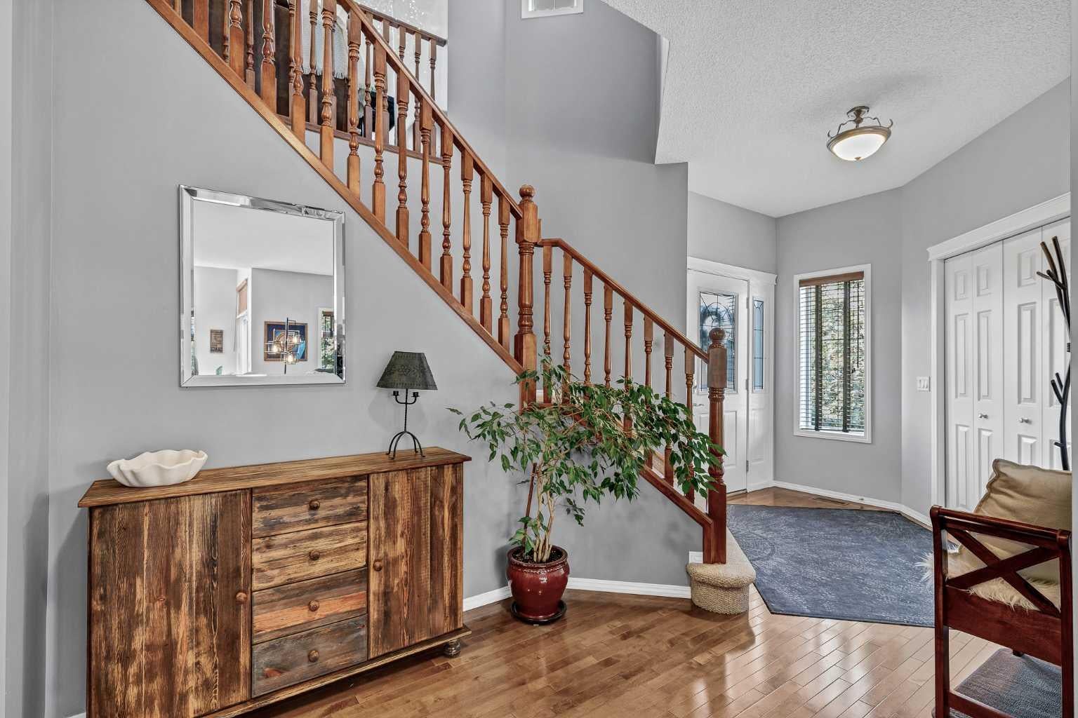 402 Fairways Mews NW