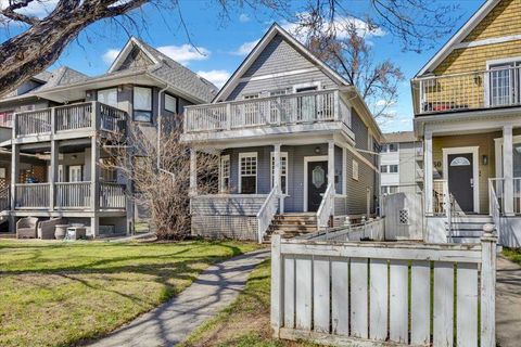 Photo of 532 19 Avenue SW, Calgary, AB T2S 0E2 (MLS # A2306240)