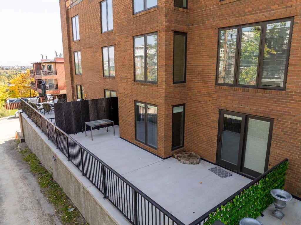 Photo of 350 4 Avenue NE #102, Calgary, AB T2E 0J3 (MLS # A2347265)