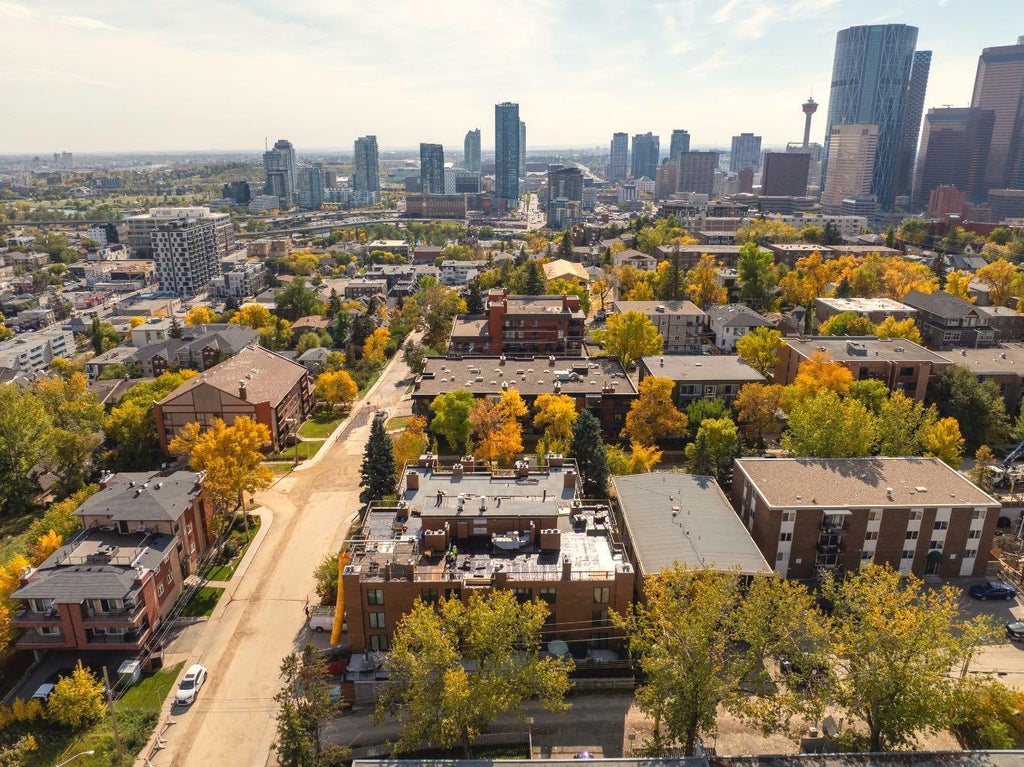 Photo of 350 4 Avenue NE #102, Calgary, AB T2E 0J3 (MLS # A2347265)