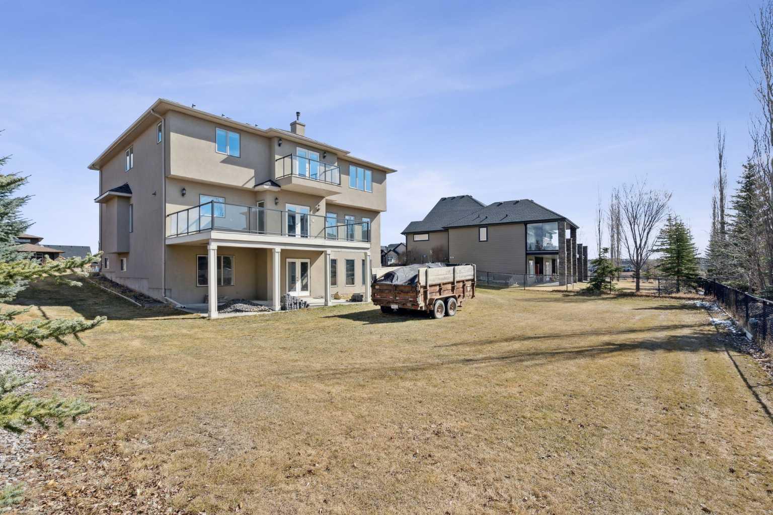 416 Montclair Place