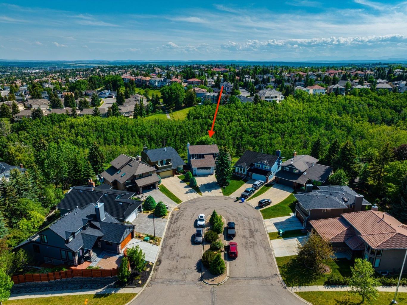 19 Strathcona Bay SW